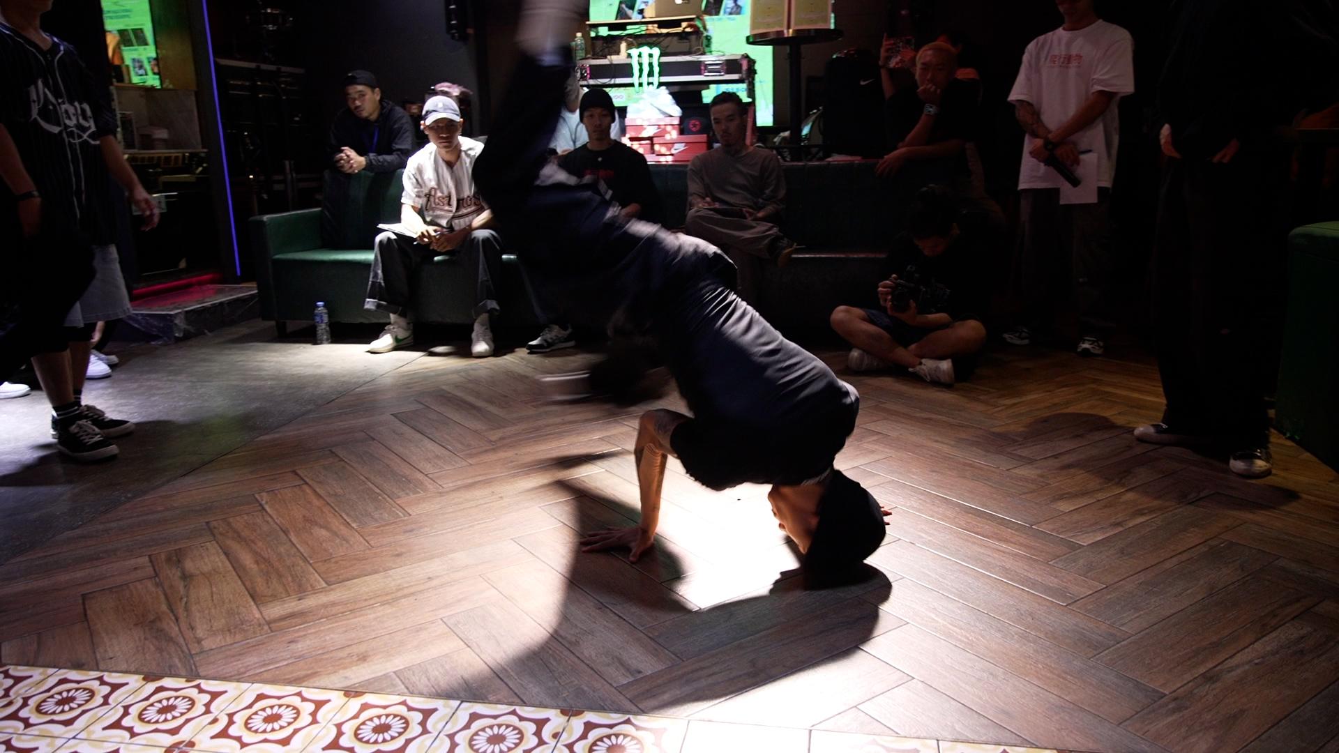 cover of episode Break Dance in HK, Louis Stettner@Boogie Woogie & in the studio: Didgeridoo player William Barton